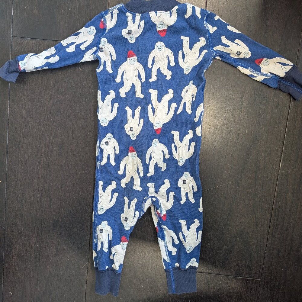 Hanna Andersson Yeti Pajamas 12-18m - Great Condition